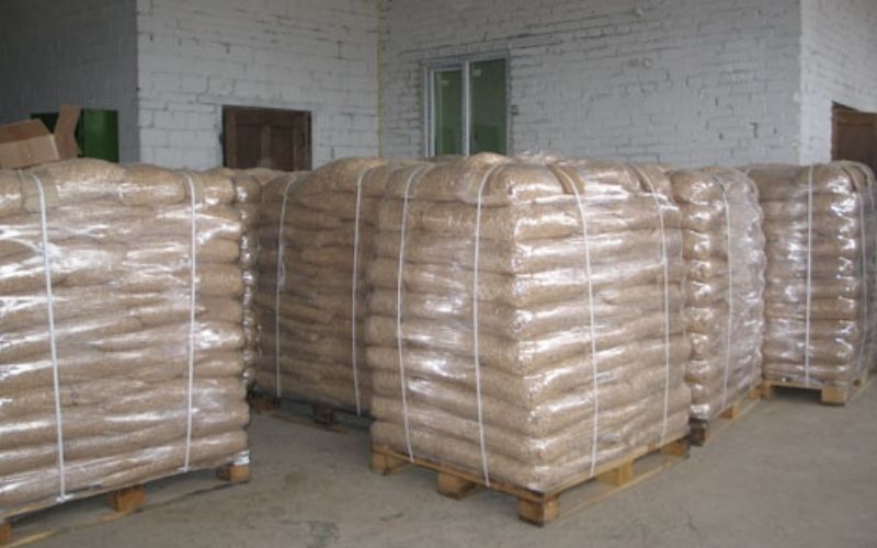 Pellets For Horse Bedding Safe And Effective 2024 Woodbase   Pellets For Horse Bedding 4 